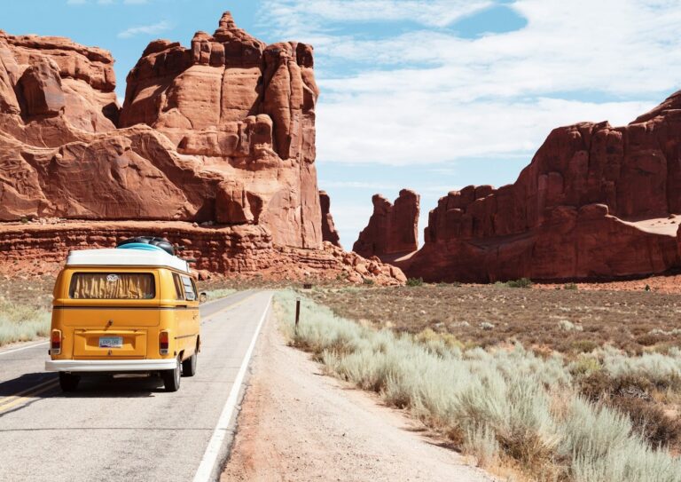Dieci consigli per viaggiare leggeri ovunque